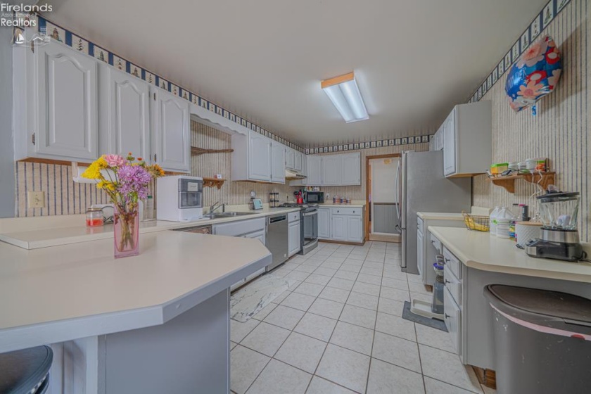 3415 Stonyridge, Sandusky, 44870, 4 Bedrooms Bedrooms, ,2 BathroomsBathrooms,Residential,For Sale,Stonyridge,20261919