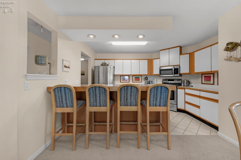 215 Grand Harbour, Vermilion, 44089, 2 Bedrooms Bedrooms, ,2 BathroomsBathrooms,Residential,For Sale,Grand Harbour,20261924