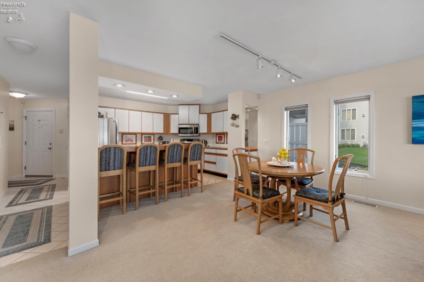 215 Grand Harbour, Vermilion, 44089, 2 Bedrooms Bedrooms, ,2 BathroomsBathrooms,Residential,For Sale,Grand Harbour,20261924