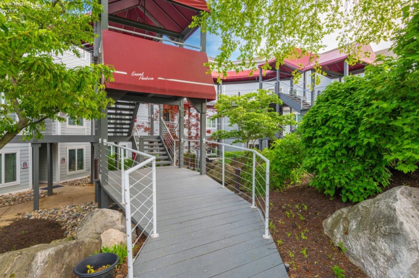 215 Grand Harbour, Vermilion, 44089, 2 Bedrooms Bedrooms, ,2 BathroomsBathrooms,Residential,For Sale,Grand Harbour,20261924