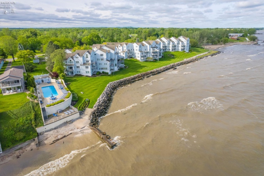 215 Grand Harbour, Vermilion, 44089, 2 Bedrooms Bedrooms, ,2 BathroomsBathrooms,Residential,For Sale,Grand Harbour,20261924
