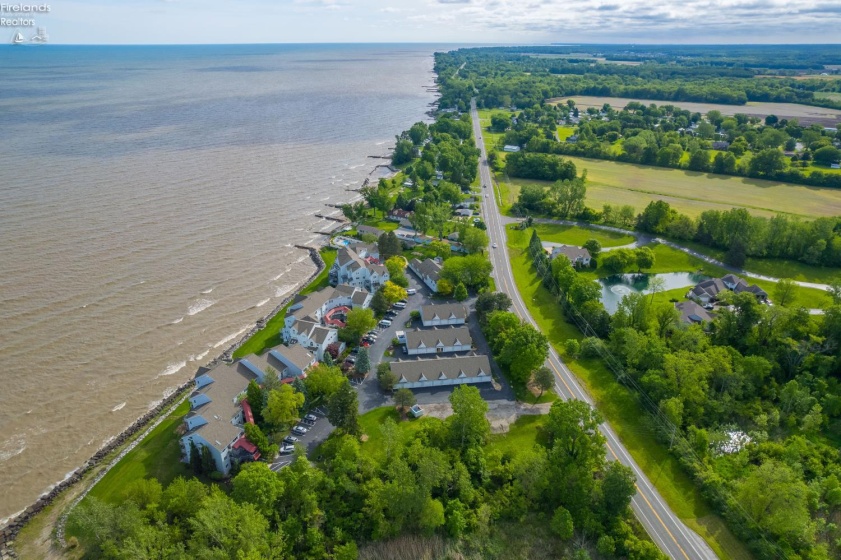 215 Grand Harbour, Vermilion, 44089, 2 Bedrooms Bedrooms, ,2 BathroomsBathrooms,Residential,For Sale,Grand Harbour,20261924