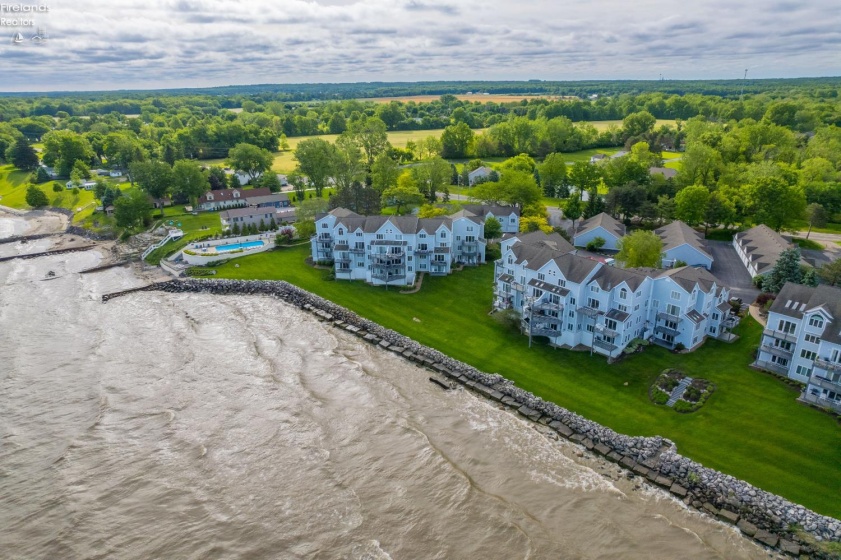215 Grand Harbour, Vermilion, 44089, 2 Bedrooms Bedrooms, ,2 BathroomsBathrooms,Residential,For Sale,Grand Harbour,20261924