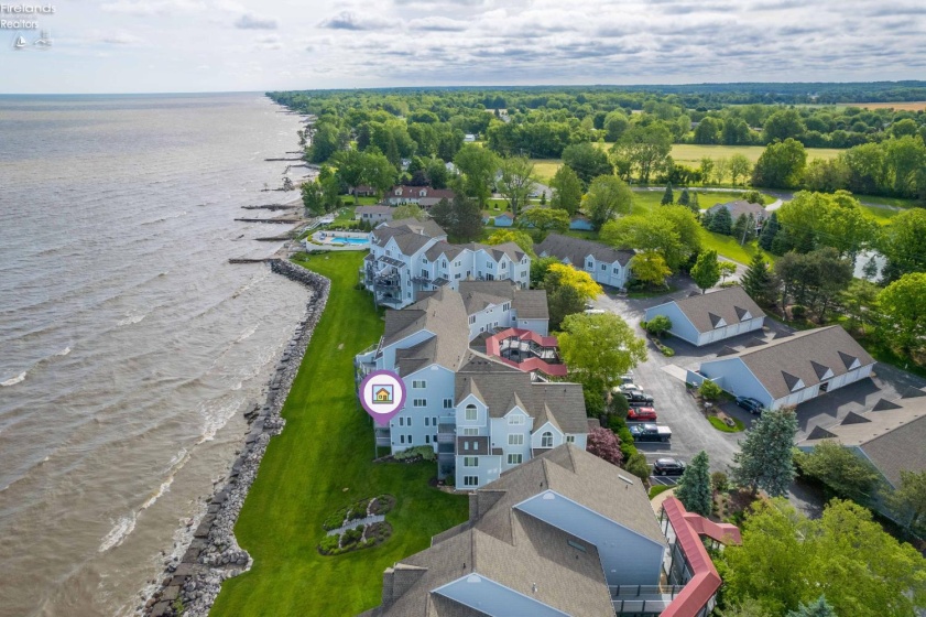 215 Grand Harbour, Vermilion, 44089, 2 Bedrooms Bedrooms, ,2 BathroomsBathrooms,Residential,For Sale,Grand Harbour,20261924