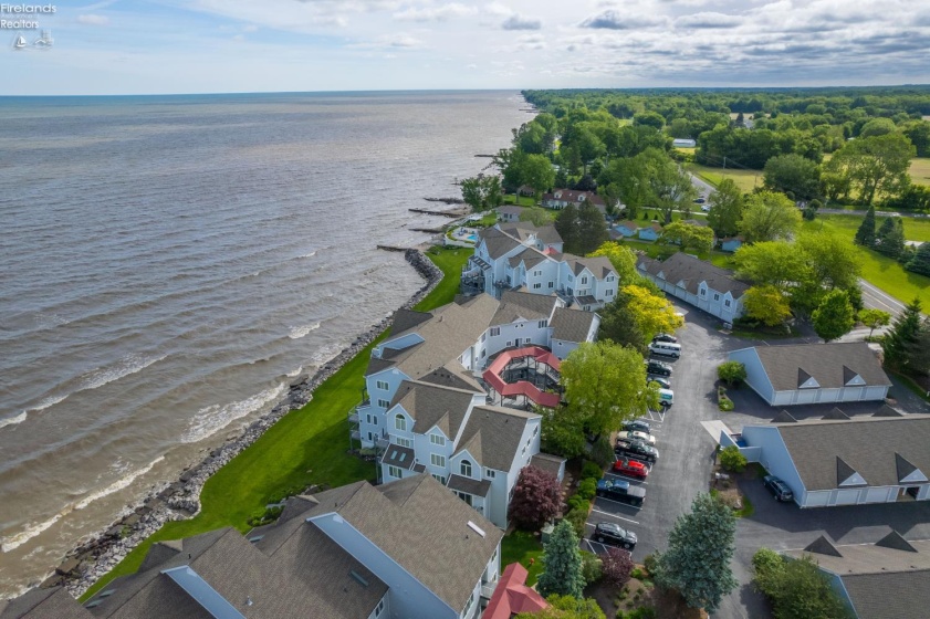 215 Grand Harbour, Vermilion, 44089, 2 Bedrooms Bedrooms, ,2 BathroomsBathrooms,Residential,For Sale,Grand Harbour,20261924