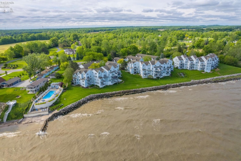 215 Grand Harbour, Vermilion, 44089, 2 Bedrooms Bedrooms, ,2 BathroomsBathrooms,Residential,For Sale,Grand Harbour,20261924