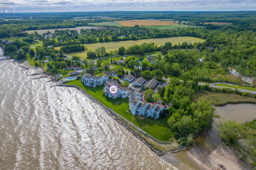 215 Grand Harbour, Vermilion, 44089, 2 Bedrooms Bedrooms, ,2 BathroomsBathrooms,Residential,For Sale,Grand Harbour,20261924