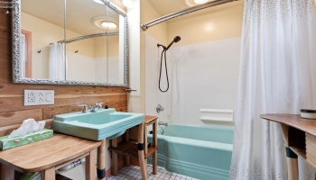 13067 Cedar Road, Other, 44118, 5 Bedrooms Bedrooms, ,2 BathroomsBathrooms,Residential,For Sale,Cedar,20261935