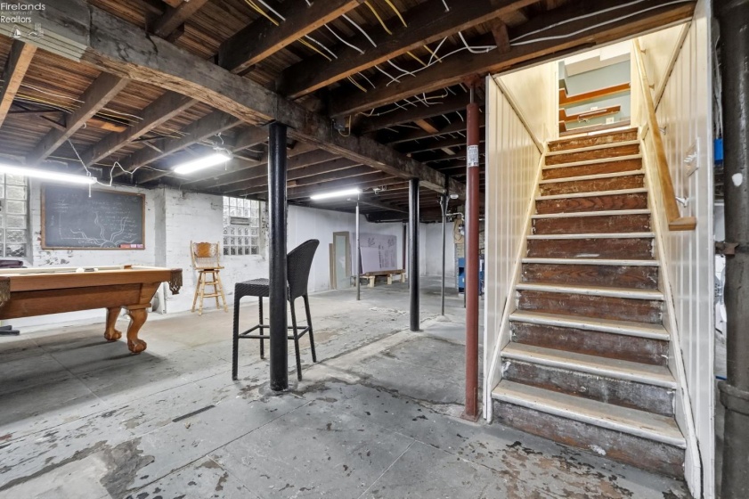 13067 Cedar Road, Other, 44118, 5 Bedrooms Bedrooms, ,2 BathroomsBathrooms,Residential,For Sale,Cedar,20261935