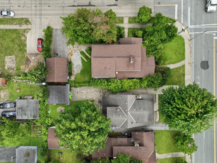 13067 Cedar Road, Other, 44118, 5 Bedrooms Bedrooms, ,2 BathroomsBathrooms,Residential,For Sale,Cedar,20261935