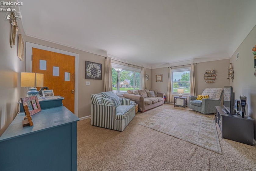 541 Fourth Street, Fremont, 43420, 2 Bedrooms Bedrooms, ,2 BathroomsBathrooms,Residential,For Sale,Fourth,20261921