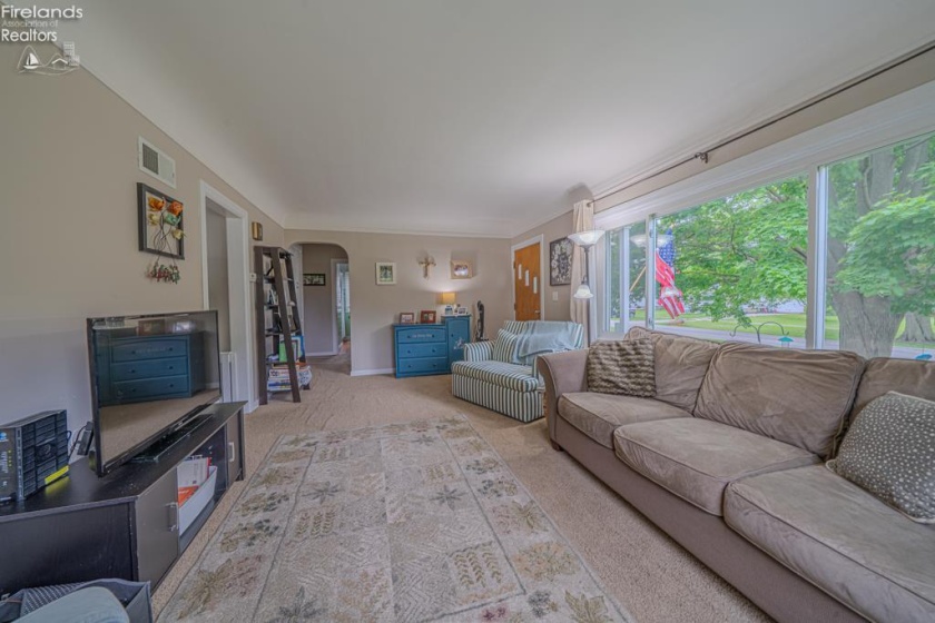 541 Fourth Street, Fremont, 43420, 2 Bedrooms Bedrooms, ,2 BathroomsBathrooms,Residential,For Sale,Fourth,20261921