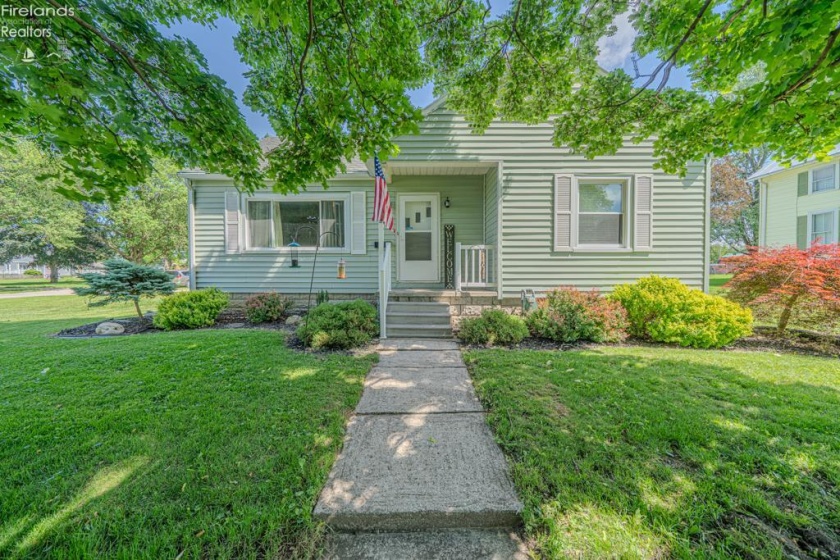 541 Fourth Street, Fremont, 43420, 2 Bedrooms Bedrooms, ,2 BathroomsBathrooms,Residential,For Sale,Fourth,20261921