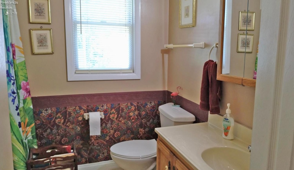 136 Sunset Drive, Kelleys Island, 43438, 2 Bedrooms Bedrooms, ,1 BathroomBathrooms,Residential,For Sale,Sunset Drive,20261939