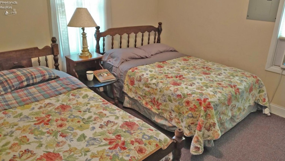 136 Sunset Drive, Kelleys Island, 43438, 2 Bedrooms Bedrooms, ,1 BathroomBathrooms,Residential,For Sale,Sunset Drive,20261939