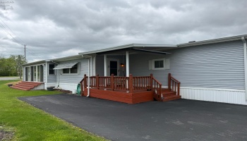 29 Castle, Marblehead, 43440, 2 Bedrooms Bedrooms, ,2 BathroomsBathrooms,Residential,For Sale,Castle,20261906
