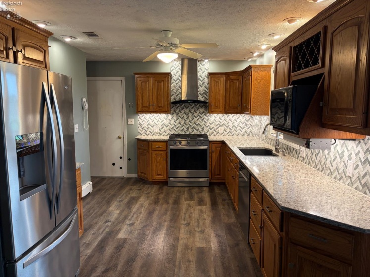 5508 McCartney Road, Sandusky, 44870, 3 Bedrooms Bedrooms, ,2 BathroomsBathrooms,Residential,For Sale,McCartney,20261941