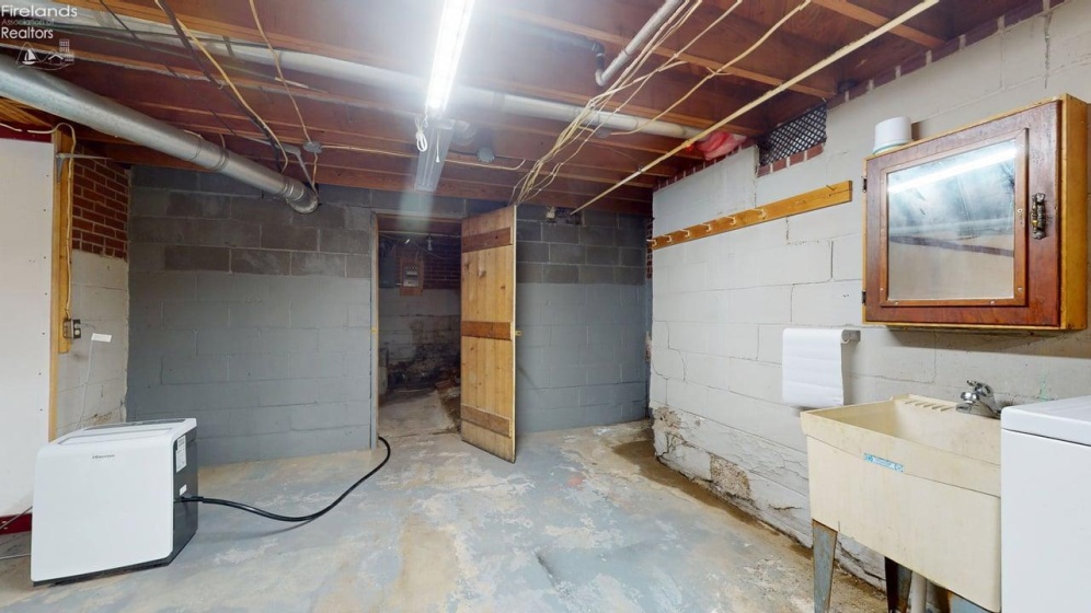 703 Myrtle Avenue, Willard, 44890, 3 Bedrooms Bedrooms, ,1 BathroomBathrooms,Residential,For Sale,Myrtle,20261944