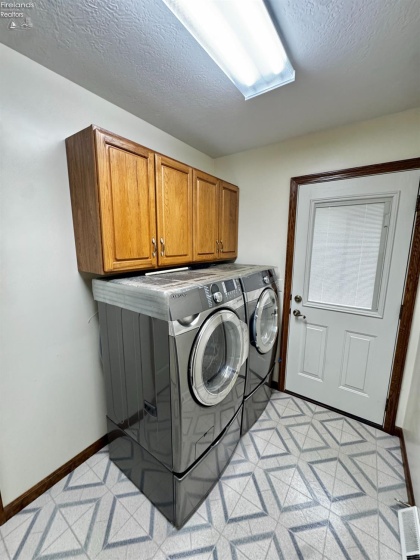 328 Windsor Court, Huron, 44870, 3 Bedrooms Bedrooms, ,3 BathroomsBathrooms,Residential,For Sale,Windsor,20261946