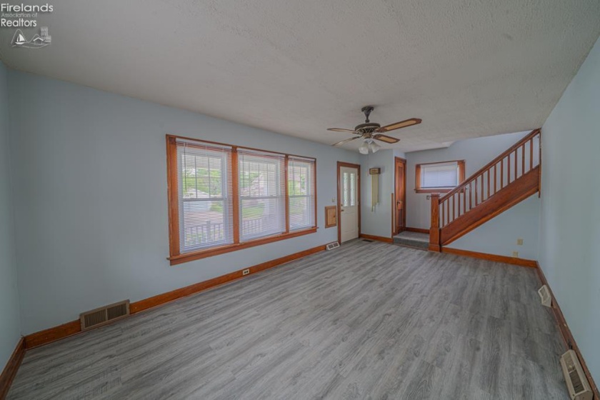 124 Walter Street, Bellevue, 44811, 4 Bedrooms Bedrooms, ,2 BathroomsBathrooms,Residential,For Sale,Walter,20261861