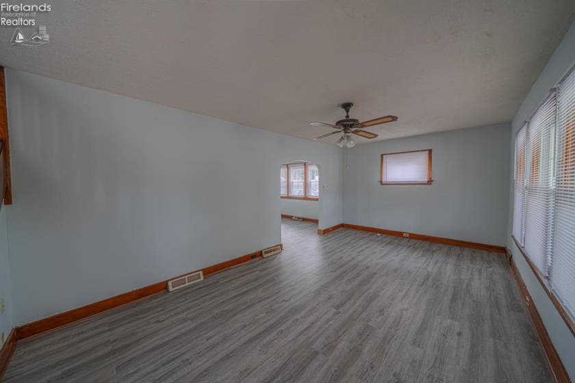 124 Walter Street, Bellevue, 44811, 4 Bedrooms Bedrooms, ,2 BathroomsBathrooms,Residential,For Sale,Walter,20261861