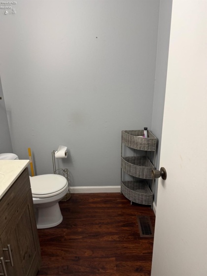 4515 Bancroft Street, Toledo, 43615, 2 Bedrooms Bedrooms, ,2 BathroomsBathrooms,Residential,For Sale,Bancroft,20261925
