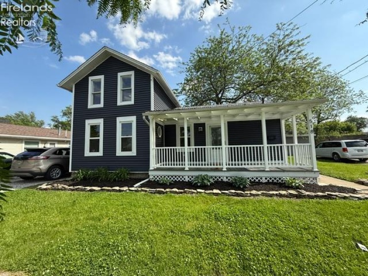 518 3rd Street, Port Clinton, 43452, 3 Bedrooms Bedrooms, ,1 BathroomBathrooms,Residential,For Sale,3rd,20261862