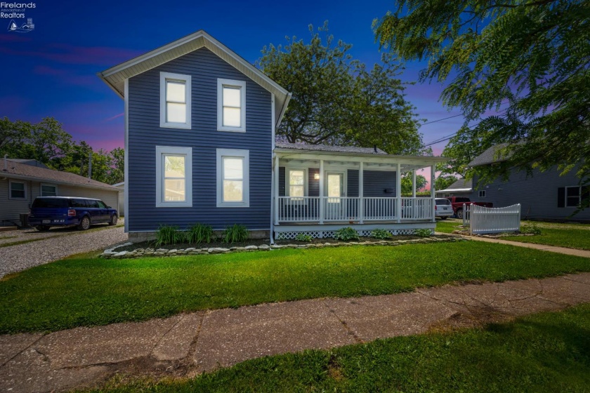 518 3rd Street, Port Clinton, 43452, 3 Bedrooms Bedrooms, ,1 BathroomBathrooms,Residential,For Sale,3rd,20261862