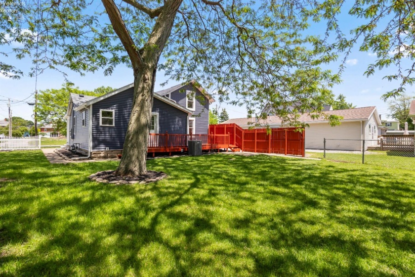 518 3rd Street, Port Clinton, 43452, 3 Bedrooms Bedrooms, ,1 BathroomBathrooms,Residential,For Sale,3rd,20261862