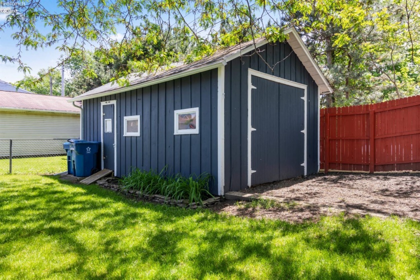 518 3rd Street, Port Clinton, 43452, 3 Bedrooms Bedrooms, ,1 BathroomBathrooms,Residential,For Sale,3rd,20261862