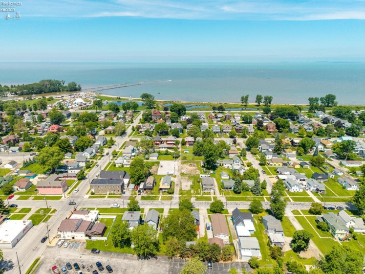 518 3rd Street, Port Clinton, 43452, 3 Bedrooms Bedrooms, ,1 BathroomBathrooms,Residential,For Sale,3rd,20261862