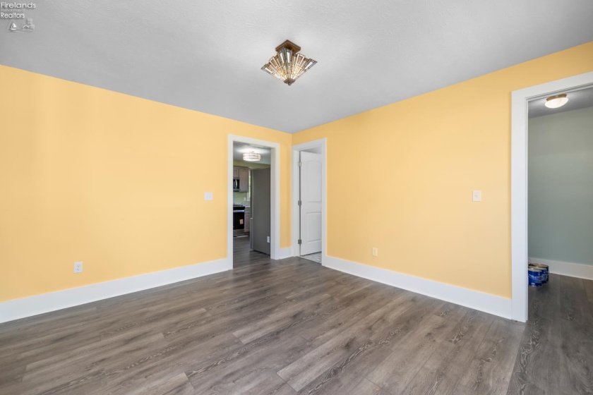 518 3rd Street, Port Clinton, 43452, 3 Bedrooms Bedrooms, ,1 BathroomBathrooms,Residential,For Sale,3rd,20261862