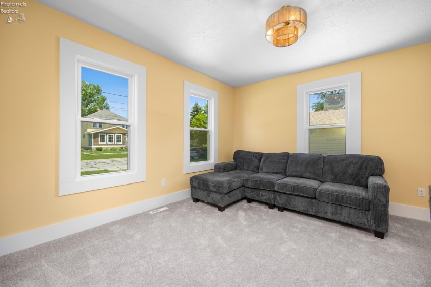 518 3rd Street, Port Clinton, 43452, 3 Bedrooms Bedrooms, ,1 BathroomBathrooms,Residential,For Sale,3rd,20261862