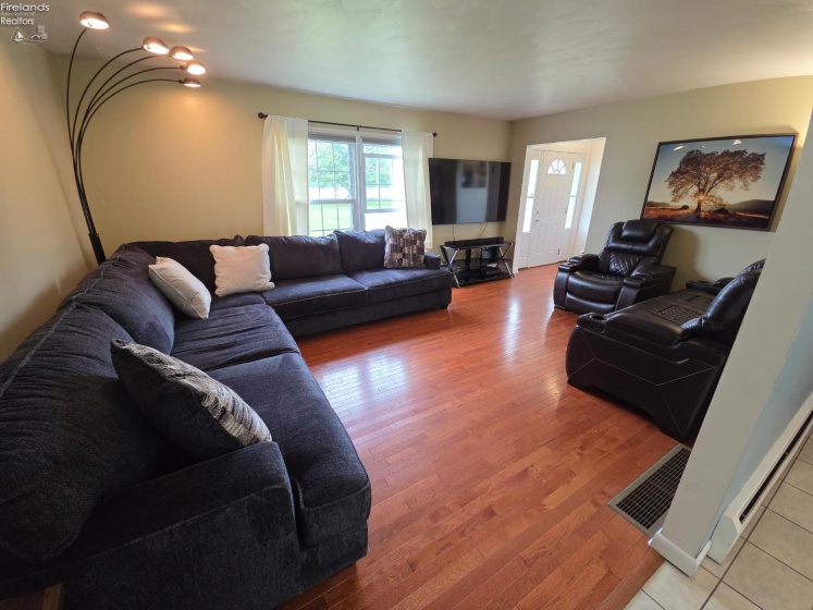 1612 SR 113, Milan, 44846, 3 Bedrooms Bedrooms, ,2 BathroomsBathrooms,Residential,For Sale,SR 113,20261867