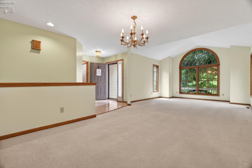 1057 Mifflin Avenue, Ashland, 44805, 3 Bedrooms Bedrooms, ,3 BathroomsBathrooms,Residential,For Sale,Mifflin,20261967