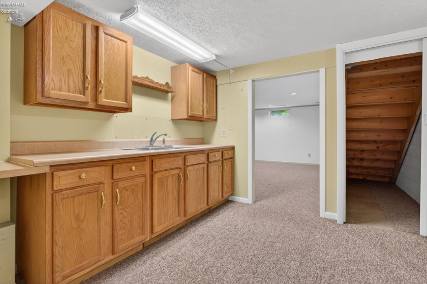 1057 Mifflin Avenue, Ashland, 44805, 3 Bedrooms Bedrooms, ,3 BathroomsBathrooms,Residential,For Sale,Mifflin,20261967