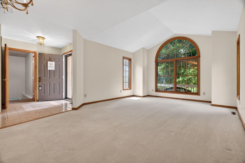 1057 Mifflin Avenue, Ashland, 44805, 3 Bedrooms Bedrooms, ,3 BathroomsBathrooms,Residential,For Sale,Mifflin,20261967