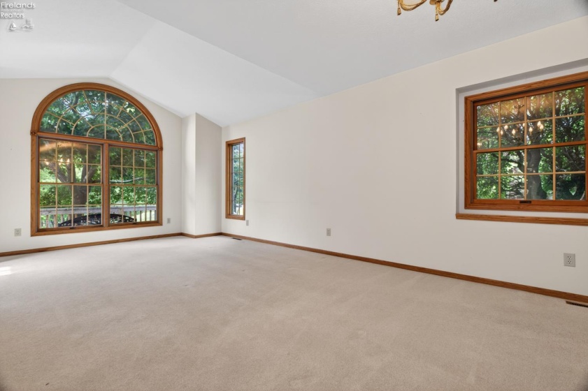1057 Mifflin Avenue, Ashland, 44805, 3 Bedrooms Bedrooms, ,3 BathroomsBathrooms,Residential,For Sale,Mifflin,20261967