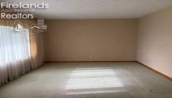 34 Lindsay Avenue, Tiffin, 44883, 3 Bedrooms Bedrooms, ,2 BathroomsBathrooms,Residential,For Sale,Lindsay Avenue,20261214