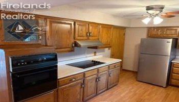 34 Lindsay Avenue, Tiffin, 44883, 3 Bedrooms Bedrooms, ,2 BathroomsBathrooms,Residential,For Sale,Lindsay Avenue,20261214