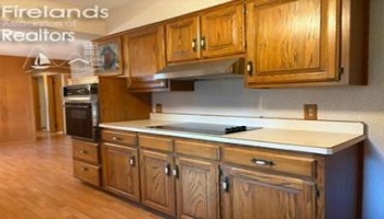 34 Lindsay Avenue, Tiffin, 44883, 3 Bedrooms Bedrooms, ,2 BathroomsBathrooms,Residential,For Sale,Lindsay Avenue,20261214