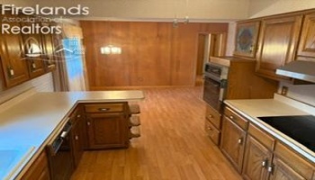 34 Lindsay Avenue, Tiffin, 44883, 3 Bedrooms Bedrooms, ,2 BathroomsBathrooms,Residential,For Sale,Lindsay Avenue,20261214