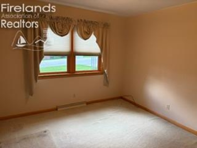 34 Lindsay Avenue, Tiffin, 44883, 3 Bedrooms Bedrooms, ,2 BathroomsBathrooms,Residential,For Sale,Lindsay Avenue,20261214