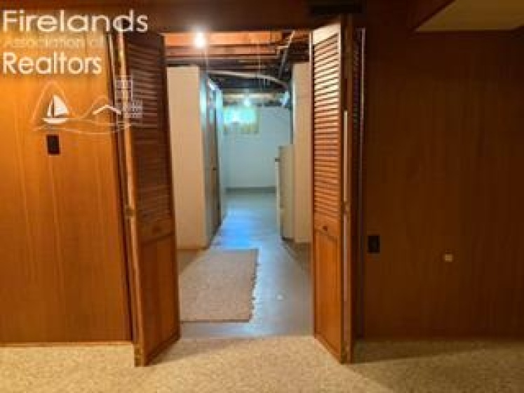 34 Lindsay Avenue, Tiffin, 44883, 3 Bedrooms Bedrooms, ,2 BathroomsBathrooms,Residential,For Sale,Lindsay Avenue,20261214