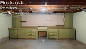 34 Lindsay Avenue, Tiffin, 44883, 3 Bedrooms Bedrooms, ,2 BathroomsBathrooms,Residential,For Sale,Lindsay Avenue,20261214