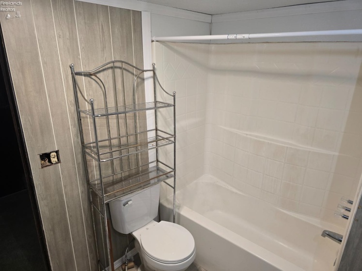 56 Main Street, Wakeman, 44889, 2 Bedrooms Bedrooms, ,1 BathroomBathrooms,Residential,For Sale,Main,20261973