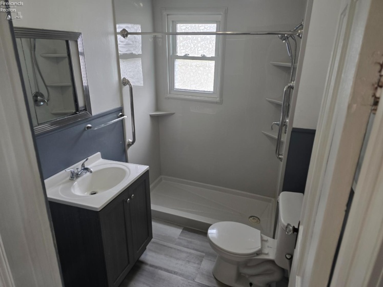 814 Ogontz Street, Sandusky, 44870, 2 Bedrooms Bedrooms, ,1 BathroomBathrooms,Residential,For Sale,Ogontz,20261961