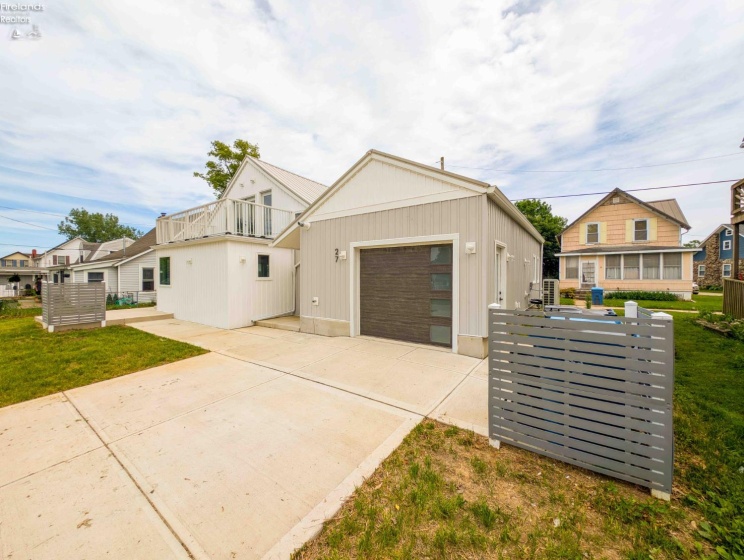 27 Oakwood Avenue, Huron, 44839, 3 Bedrooms Bedrooms, ,3 BathroomsBathrooms,Residential,For Sale,Oakwood,20261974