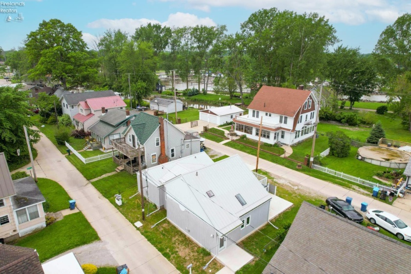 27 Oakwood Avenue, Huron, 44839, 3 Bedrooms Bedrooms, ,3 BathroomsBathrooms,Residential,For Sale,Oakwood,20261974
