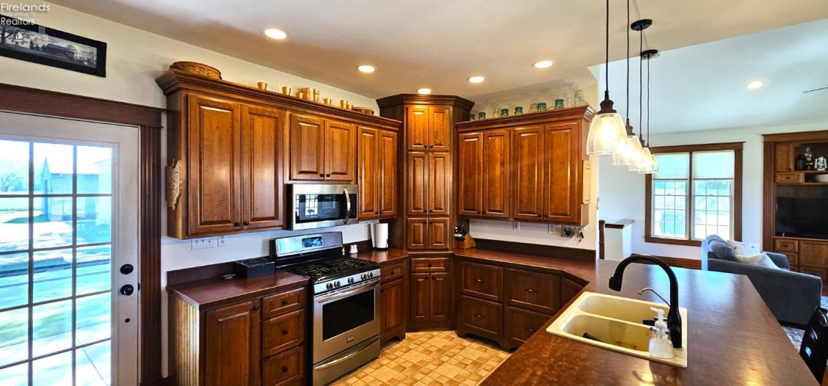 13002 Jeffries Road, Milan, 44846, 4 Bedrooms Bedrooms, ,3 BathroomsBathrooms,Residential,For Sale,Jeffries,20261766